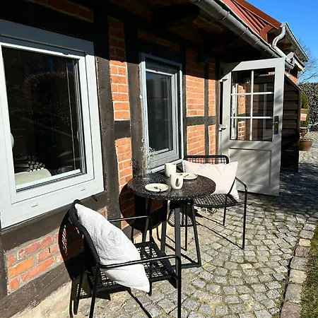 Apartamento Mit Garten