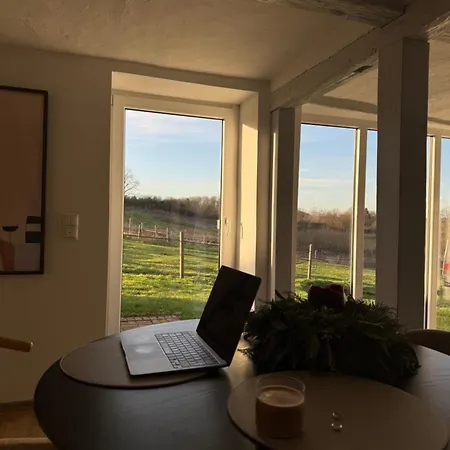 Mit Garten *